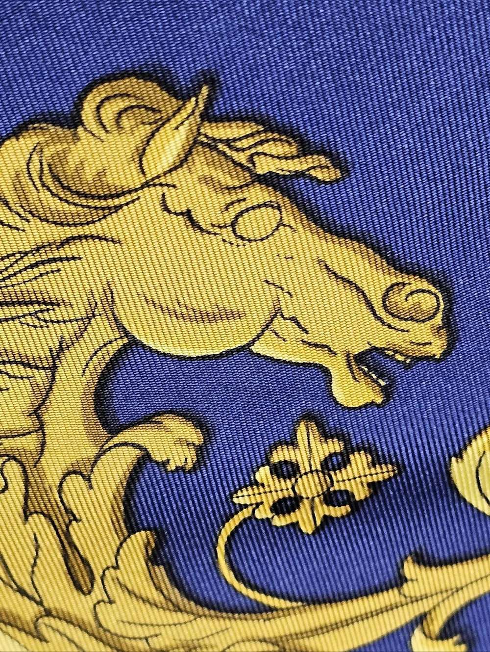 HERMES SCARF - Picture 12 of 16